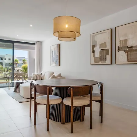 公寓 Vivi Homes - Lani - Terrace - Pool - Garden